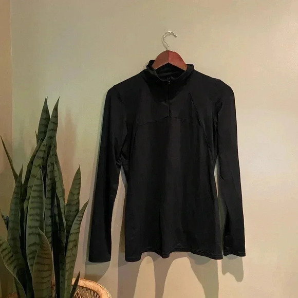 GAP FIT WOMENS PULL OVER LIGHT SWEATER BLACK - Picture 1 of 3